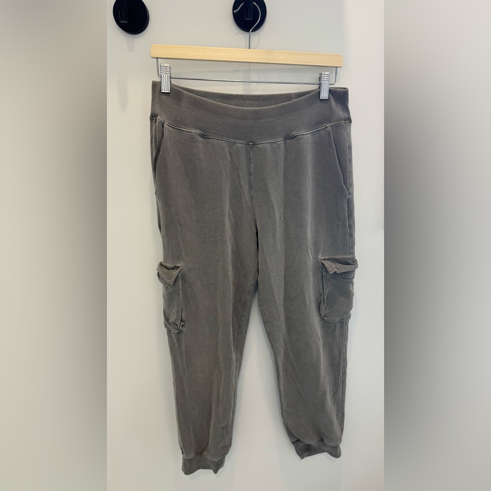 Green Alo Cargo Jogger Pants